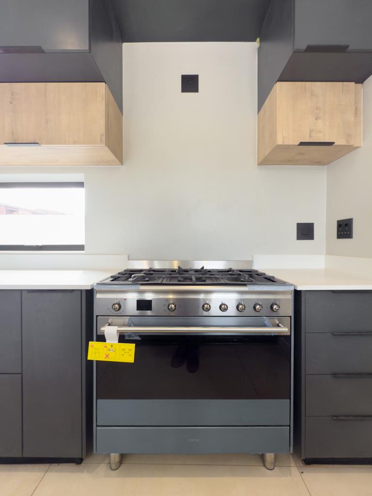 4 Bedroom Property for Sale in Midstream Estate Gauteng