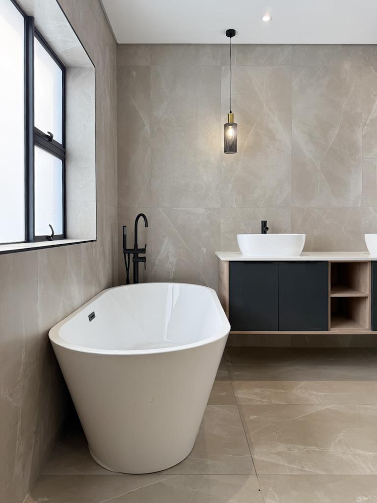 4 Bedroom Property for Sale in Midstream Estate Gauteng