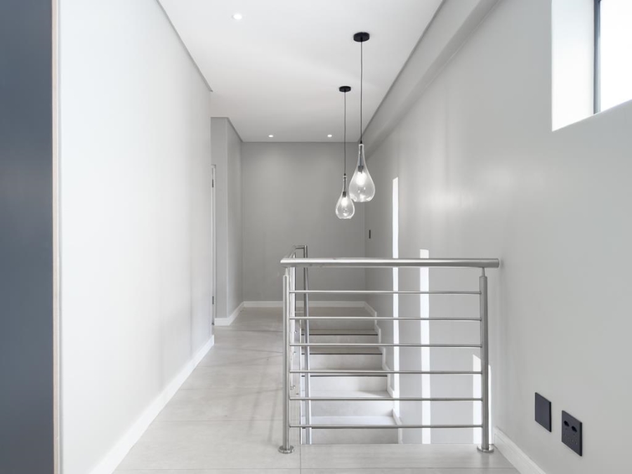 4 Bedroom Property for Sale in Midstream Estate Gauteng