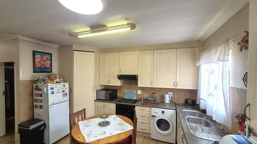 3 Bedroom Property for Sale in Northwold Gauteng