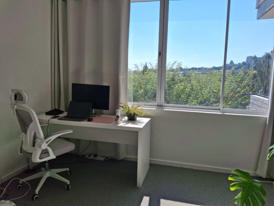 1 Bedroom Property for Sale in Benmore Gauteng