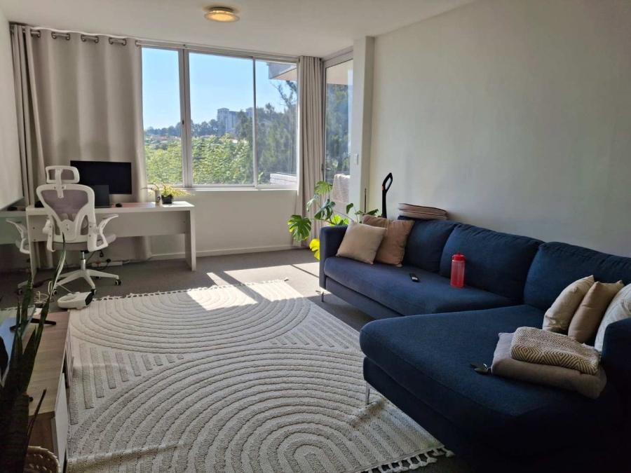 1 Bedroom Property for Sale in Benmore Gauteng