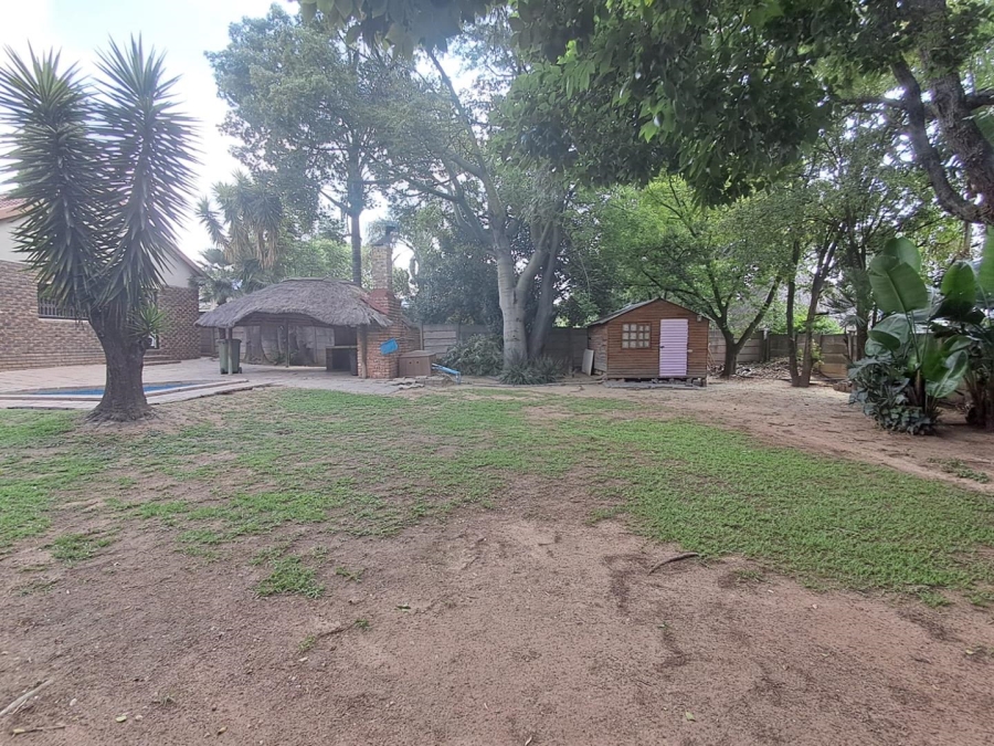 4 Bedroom Property for Sale in The Reeds Gauteng