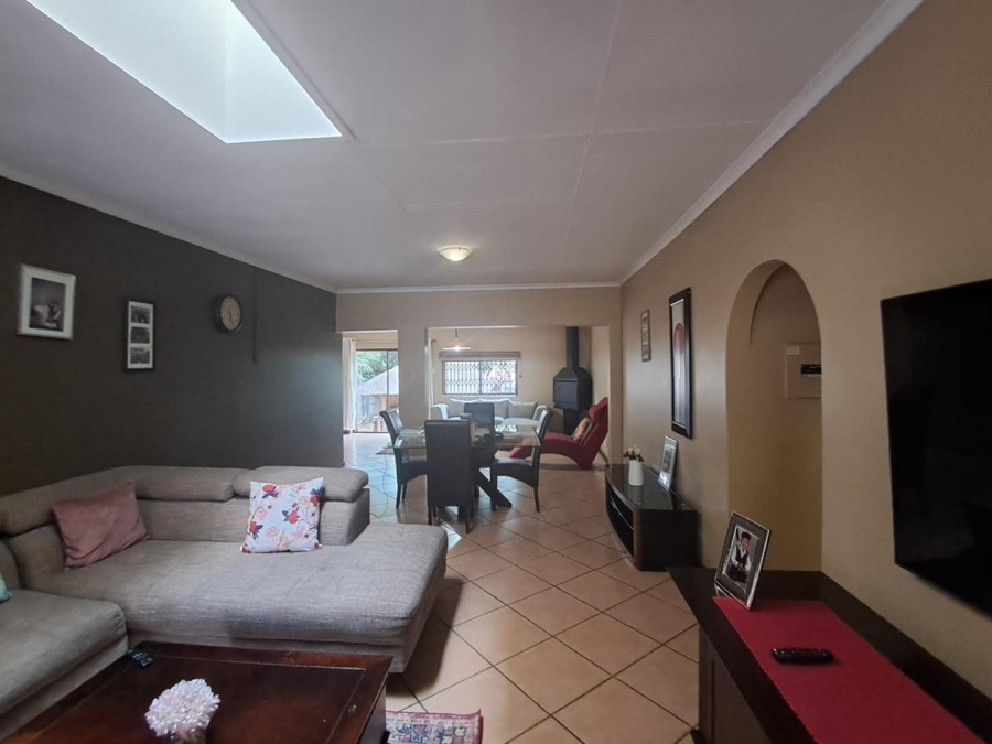 4 Bedroom Property for Sale in The Reeds Gauteng