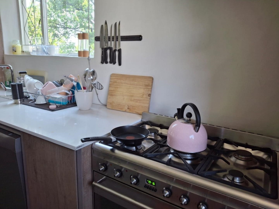 To Let 3 Bedroom Property for Rent in Illovo Gauteng