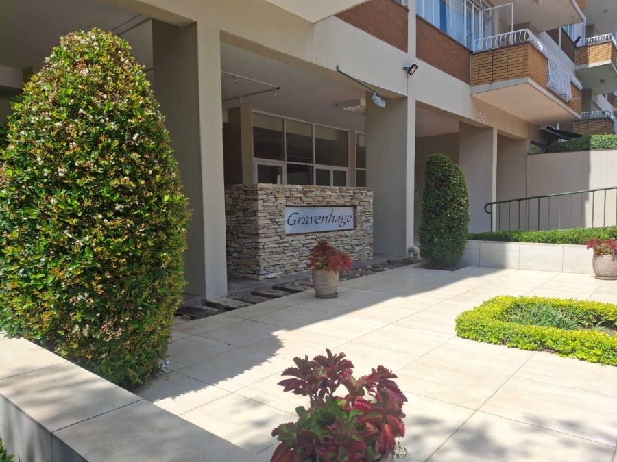 To Let 3 Bedroom Property for Rent in Illovo Gauteng