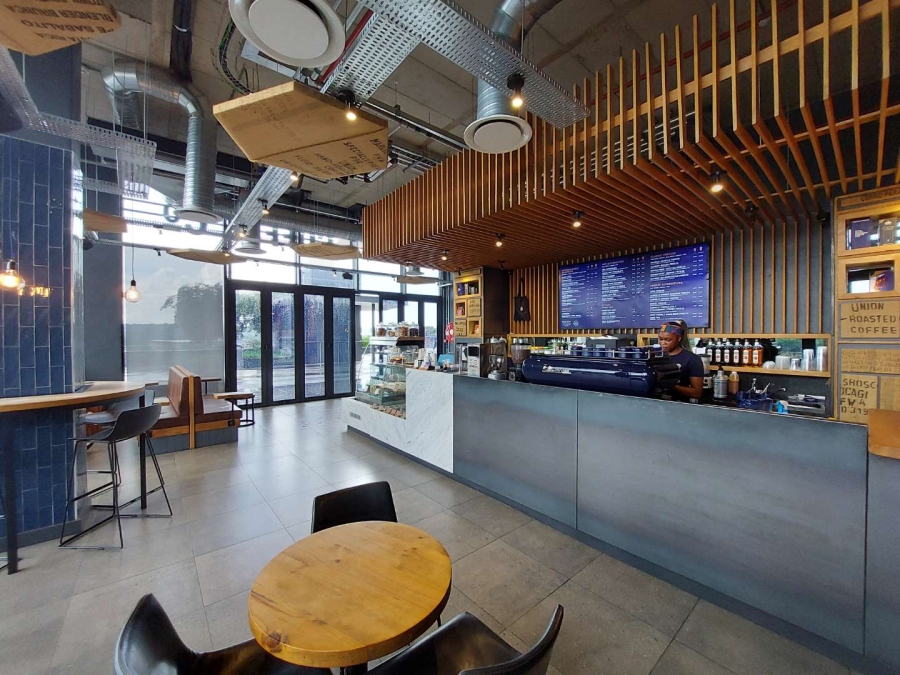 2 Bedroom Property for Sale in Glenadrienne Gauteng