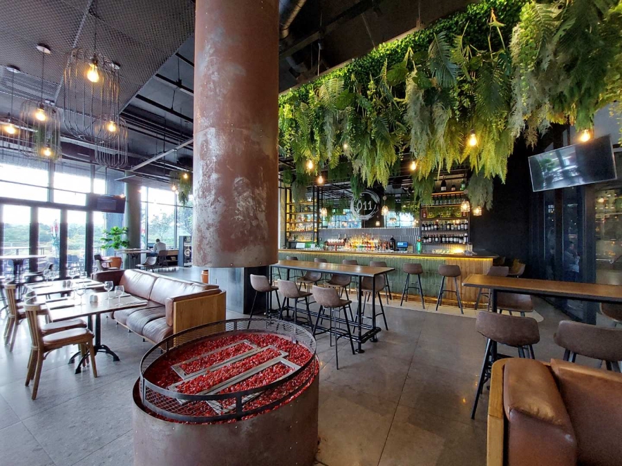 2 Bedroom Property for Sale in Glenadrienne Gauteng