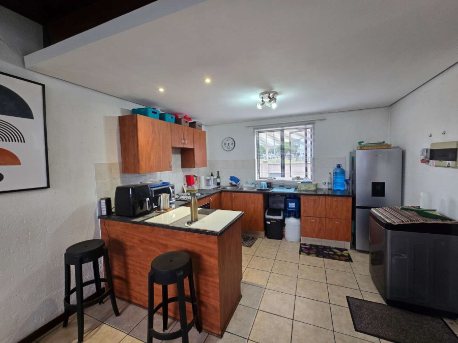 To Let 1 Bedroom Property for Rent in Darrenwood Gauteng