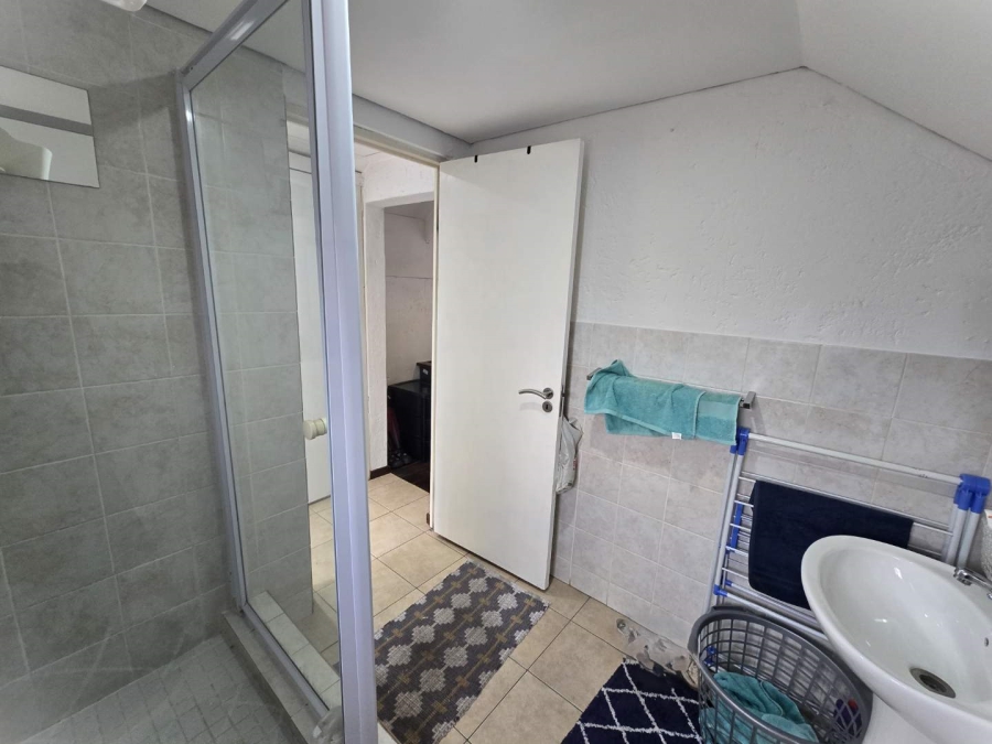 To Let 1 Bedroom Property for Rent in Darrenwood Gauteng