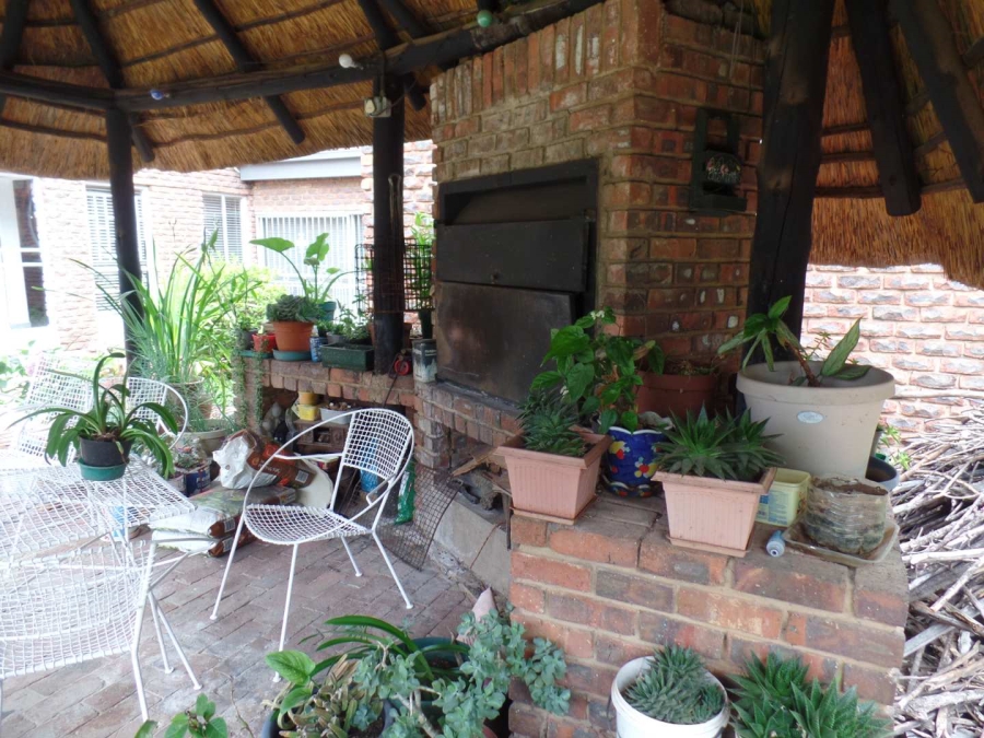 4 Bedroom Property for Sale in Monument Park Gauteng