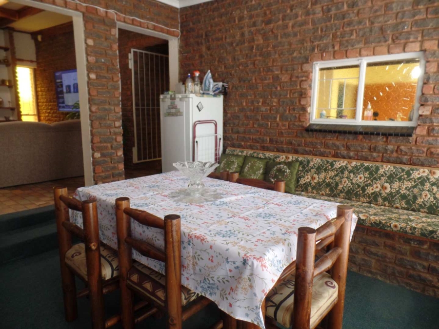 4 Bedroom Property for Sale in Monument Park Gauteng