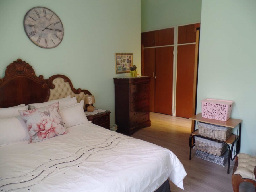 4 Bedroom Property for Sale in Monument Park Gauteng