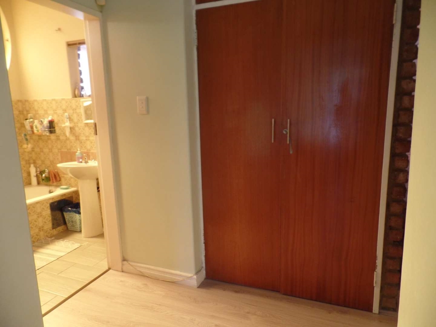 4 Bedroom Property for Sale in Monument Park Gauteng