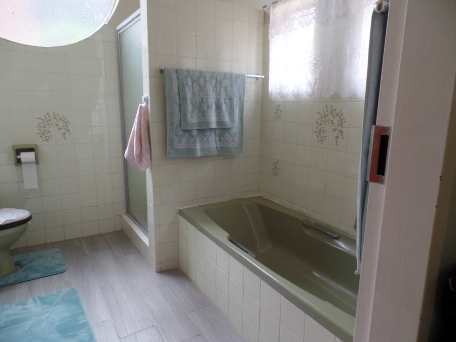 4 Bedroom Property for Sale in Monument Park Gauteng