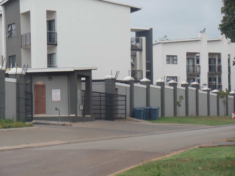 2 Bedroom Property for Sale in Elardus Park Gauteng