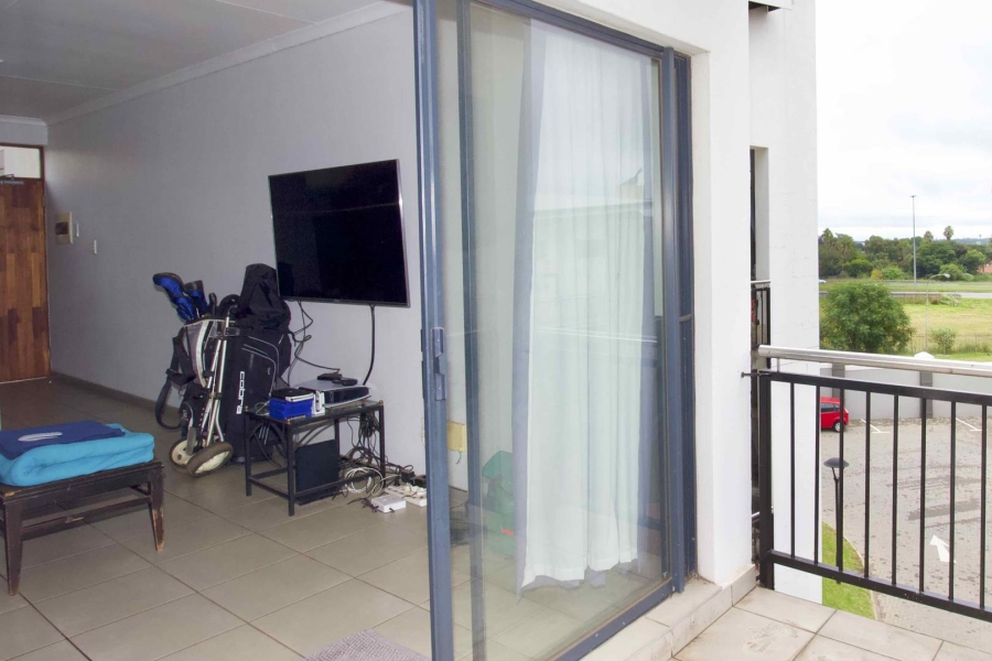 2 Bedroom Property for Sale in Elardus Park Gauteng