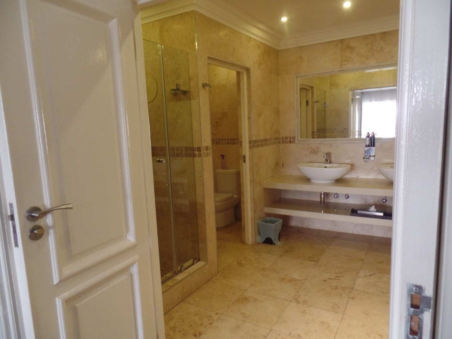 9 Bedroom Property for Sale in Groenkloof Gauteng