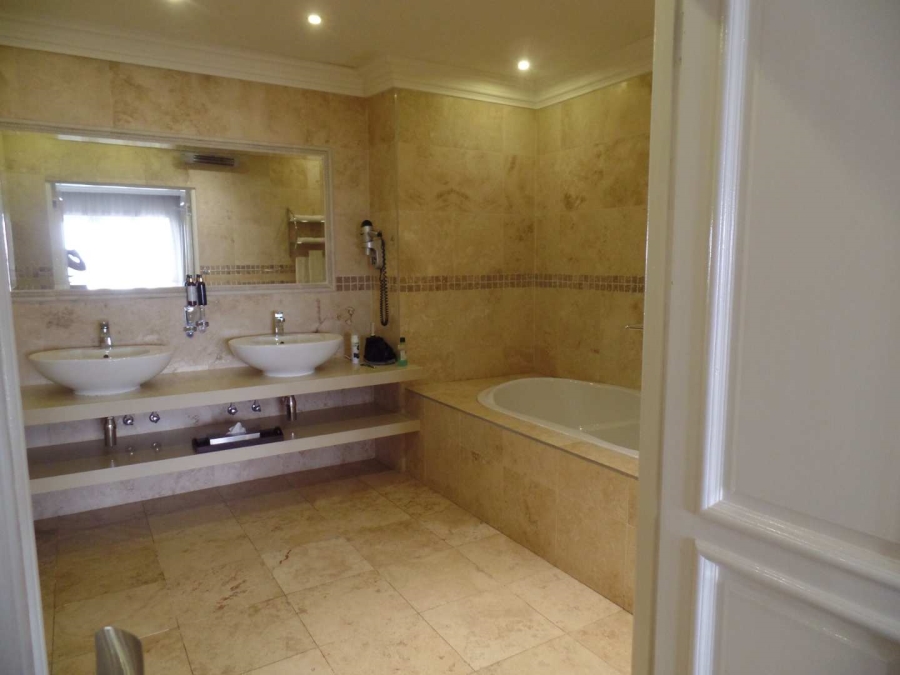 9 Bedroom Property for Sale in Groenkloof Gauteng