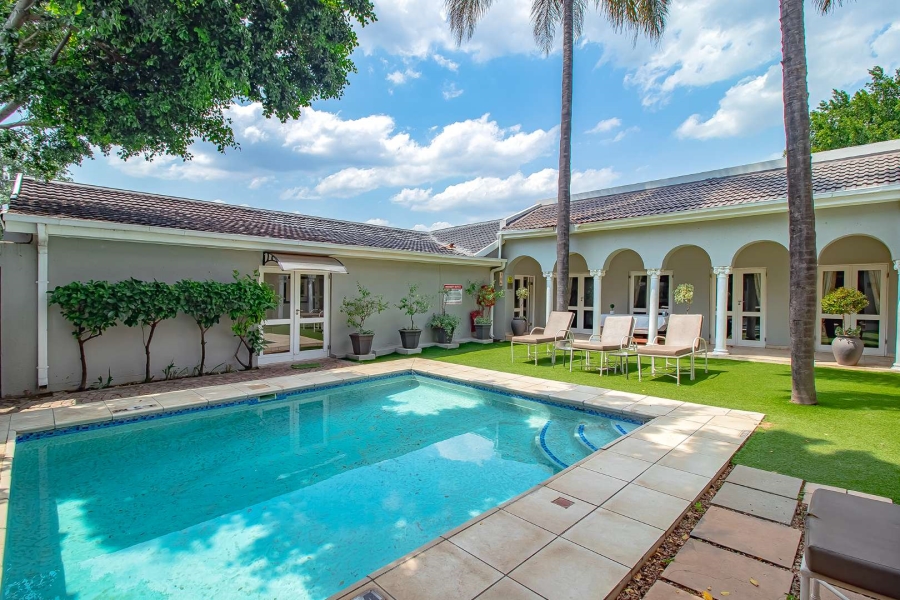 9 Bedroom Property for Sale in Groenkloof Gauteng