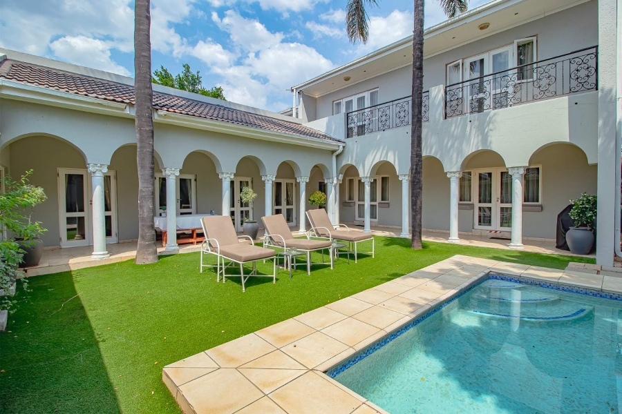 9 Bedroom Property for Sale in Groenkloof Gauteng