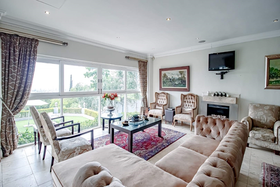 9 Bedroom Property for Sale in Groenkloof Gauteng