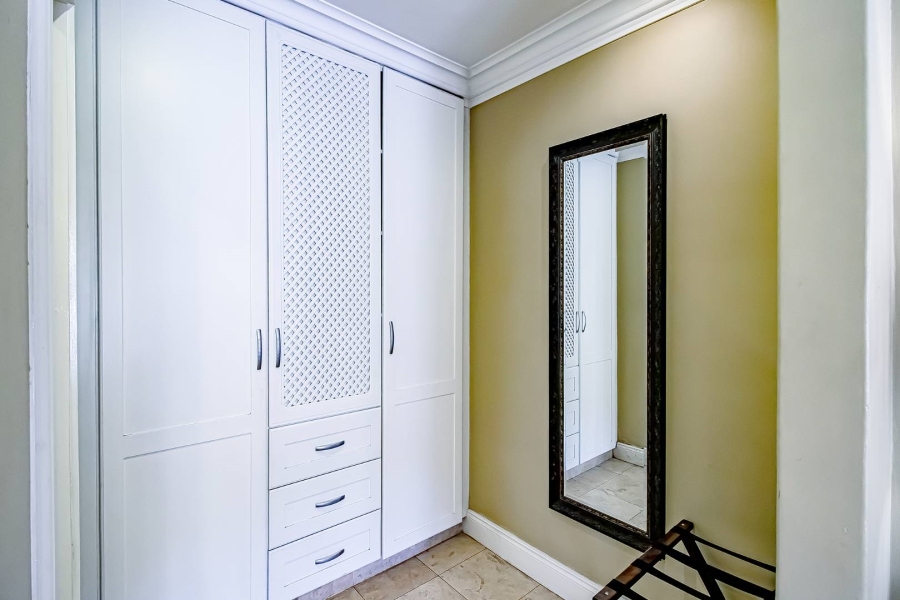 9 Bedroom Property for Sale in Groenkloof Gauteng