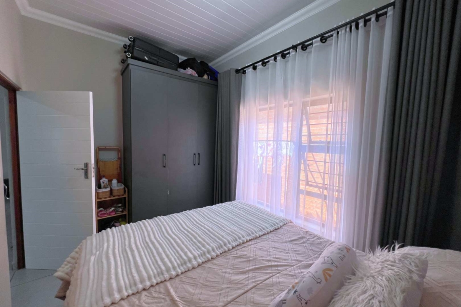 2 Bedroom Property for Sale in Annlin Gauteng