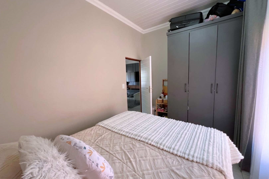 2 Bedroom Property for Sale in Annlin Gauteng