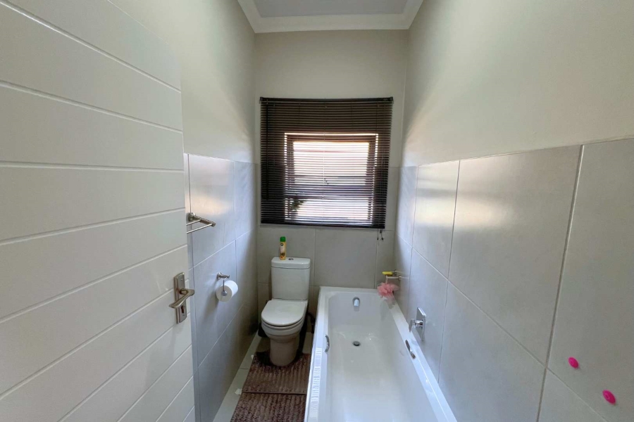 2 Bedroom Property for Sale in Annlin Gauteng