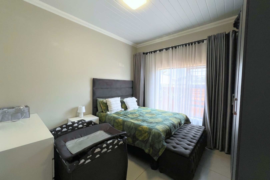 2 Bedroom Property for Sale in Annlin Gauteng