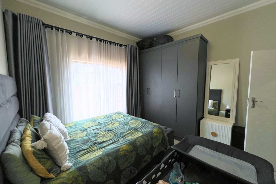 2 Bedroom Property for Sale in Annlin Gauteng