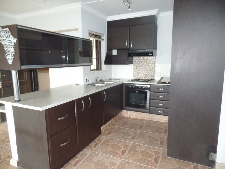 2 Bedroom Property for Sale in Rietvalleirand Gauteng