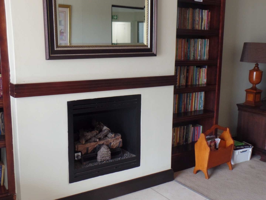 2 Bedroom Property for Sale in Rietvalleirand Gauteng