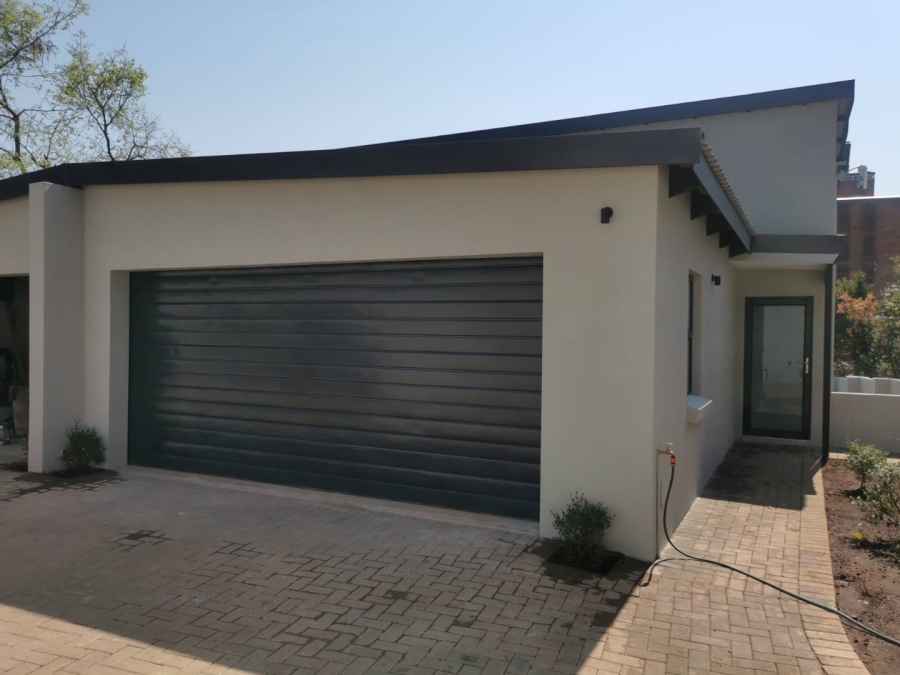 2 Bedroom Property for Sale in Muckleneuk Gauteng