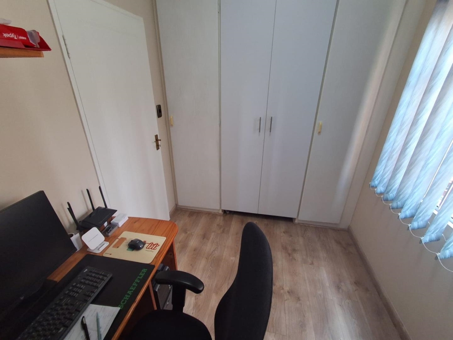 3 Bedroom Property for Sale in New Redruth Gauteng