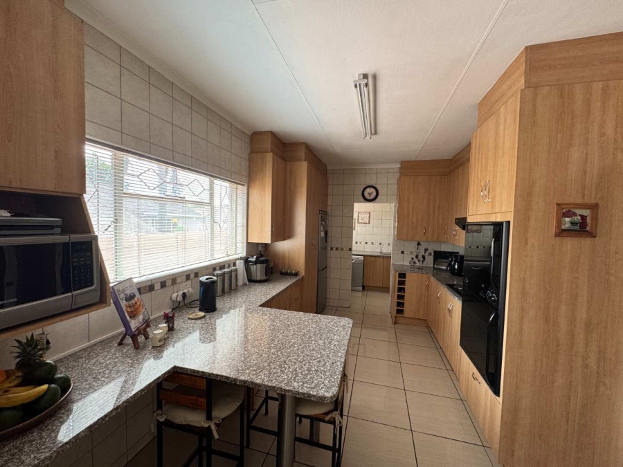 4 Bedroom Property for Sale in Randhart Gauteng