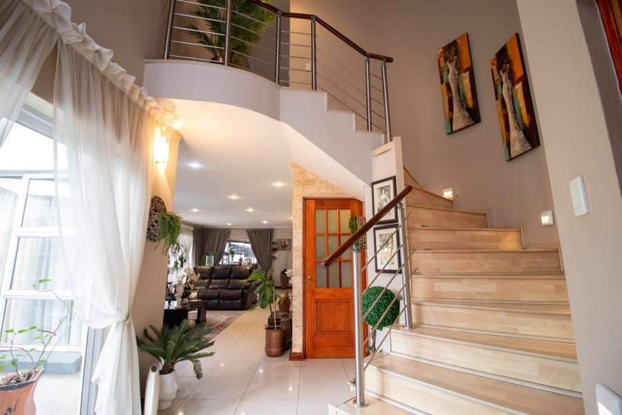 4 Bedroom Property for Sale in New Redruth Gauteng