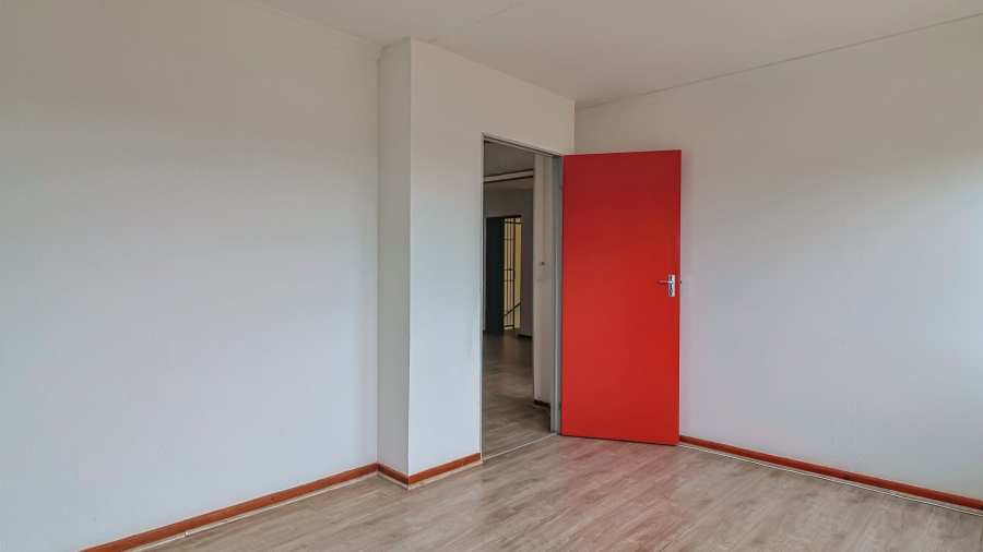 To Let commercial Property for Rent in Fairland Gauteng