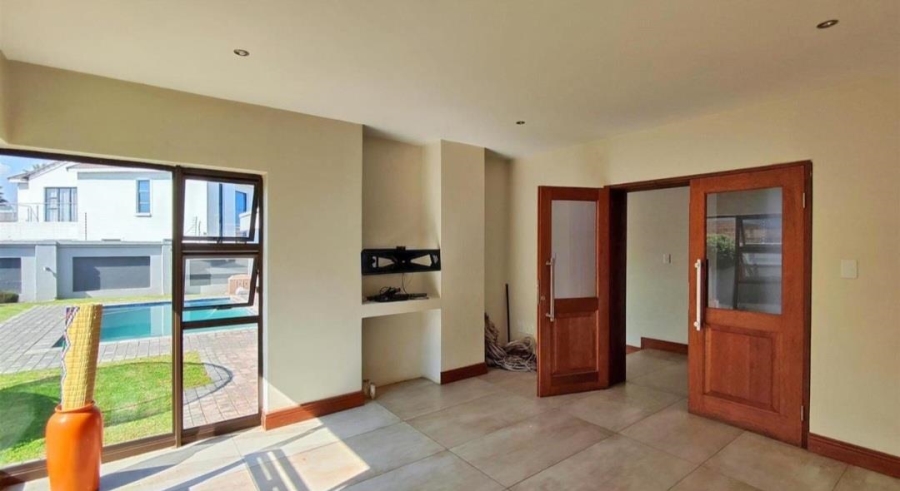 5 Bedroom Property for Sale in Brakpan Gauteng