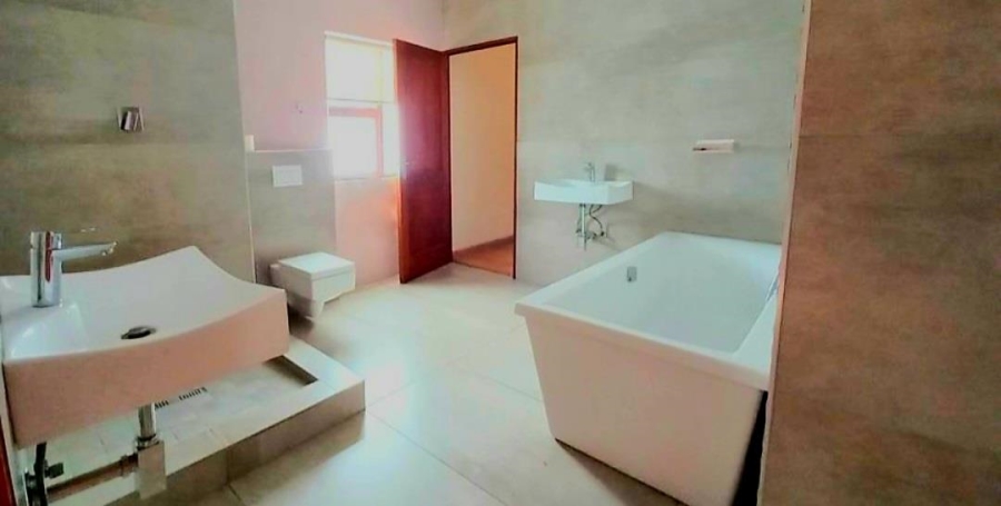 5 Bedroom Property for Sale in Brakpan Gauteng