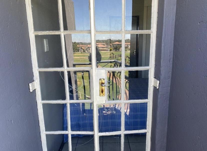 1 Bedroom Property for Sale in Sherwood Gardens Gauteng