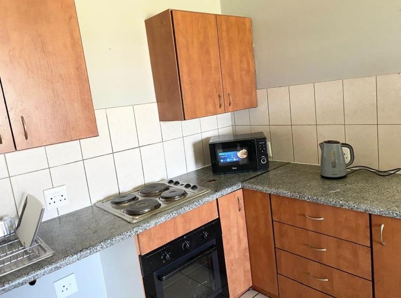 1 Bedroom Property for Sale in Sherwood Gardens Gauteng