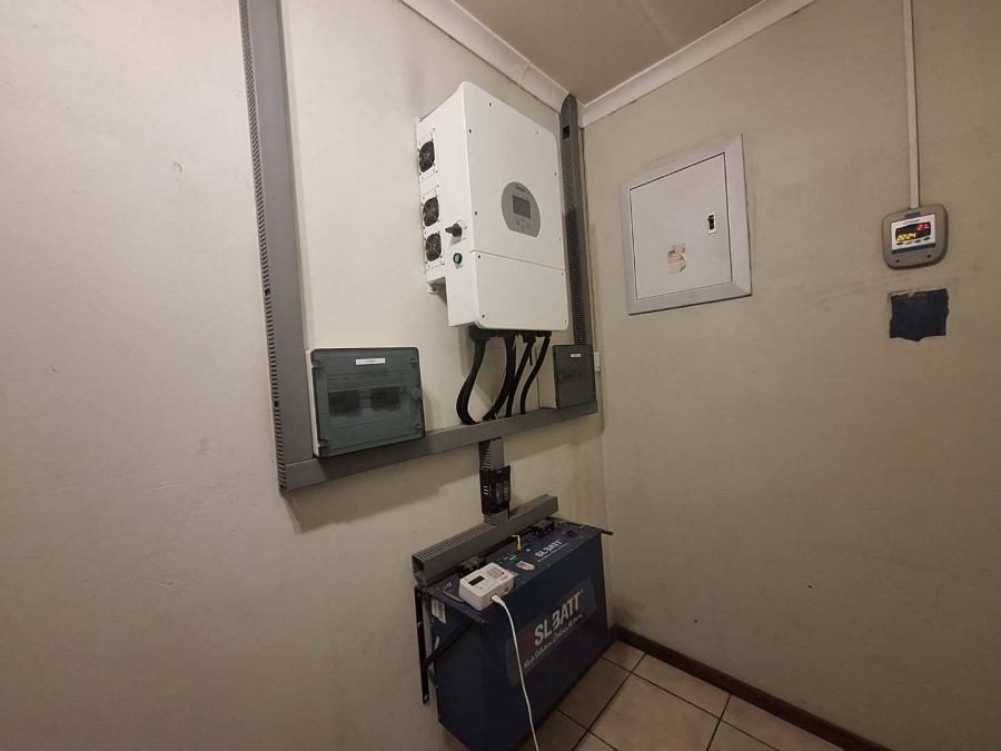 5 Bedroom Property for Sale in Farrar Park Gauteng