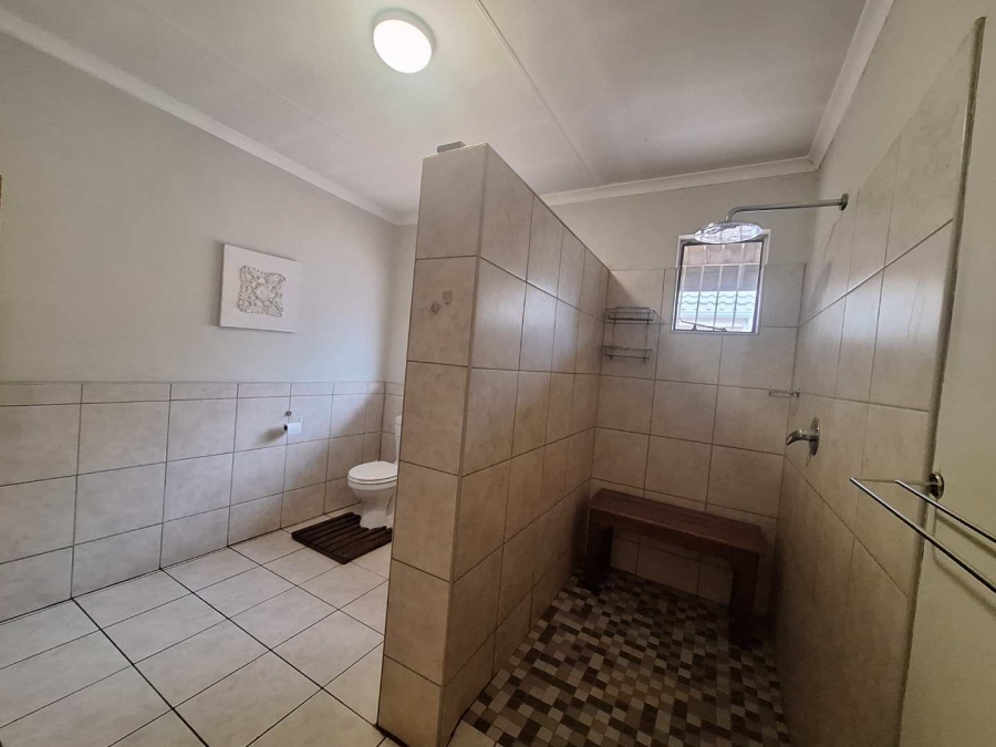 5 Bedroom Property for Sale in Farrar Park Gauteng