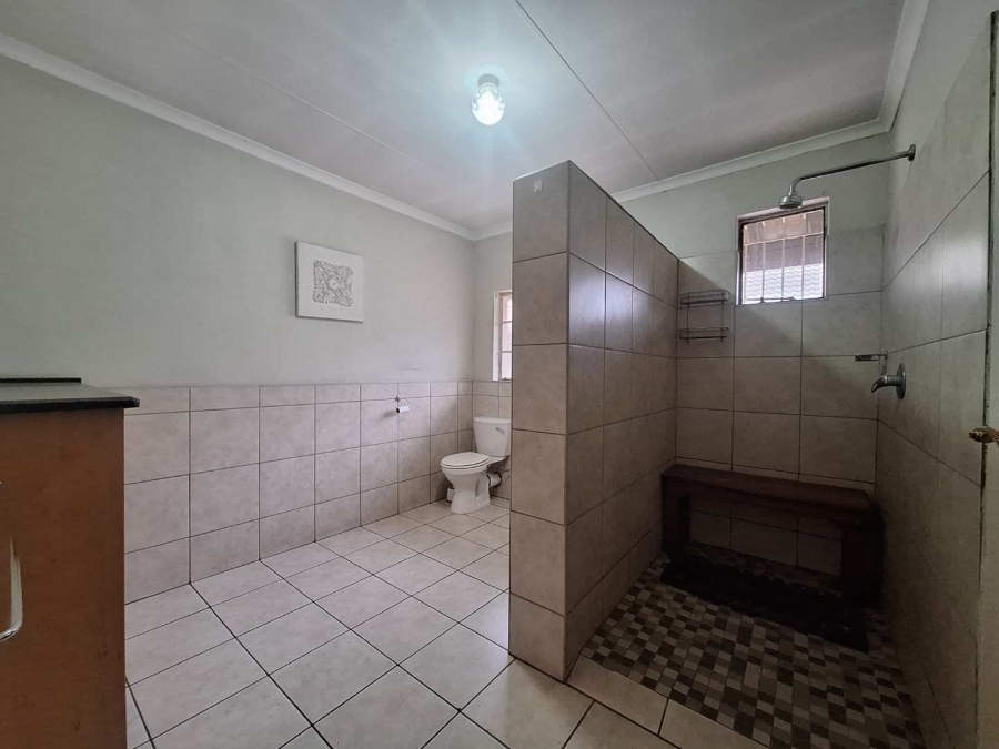 5 Bedroom Property for Sale in Farrar Park Gauteng