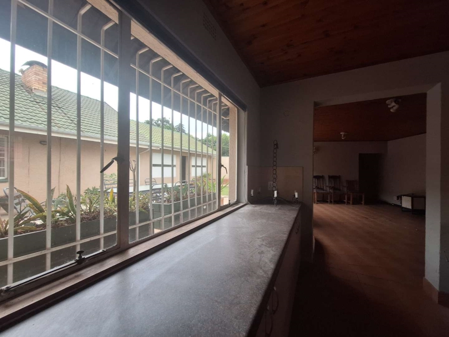 5 Bedroom Property for Sale in Farrar Park Gauteng