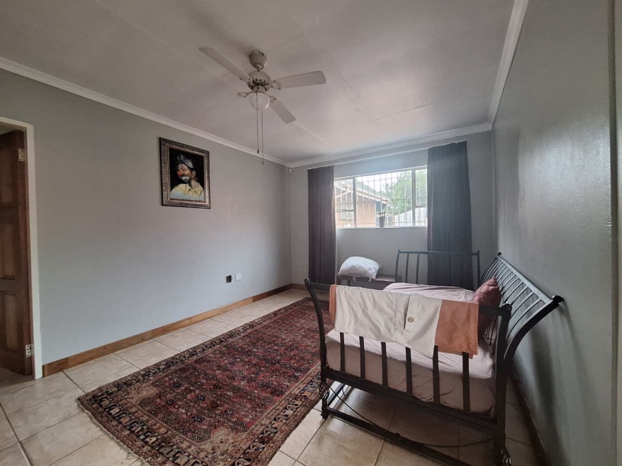 5 Bedroom Property for Sale in Farrar Park Gauteng