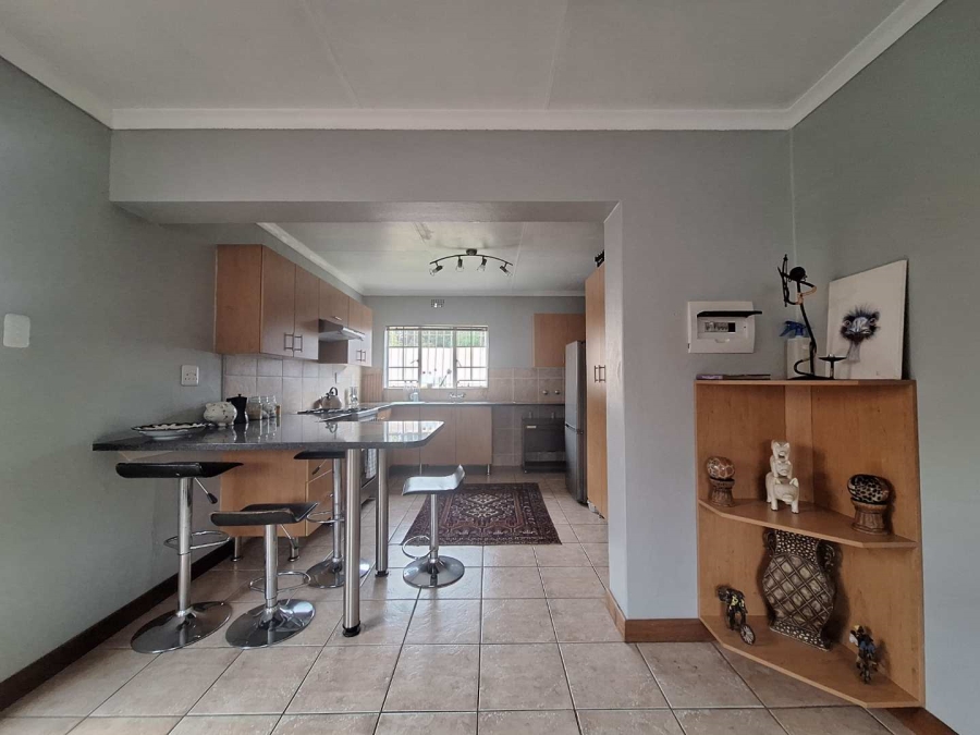 5 Bedroom Property for Sale in Farrar Park Gauteng
