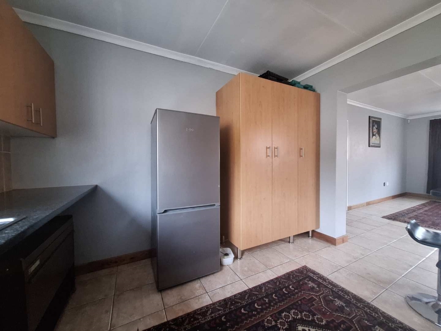 5 Bedroom Property for Sale in Farrar Park Gauteng